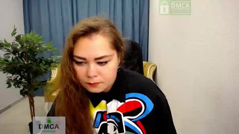 Snapshot of susanna_s chatting on November 2025 06:27:01 AM Susanna online show from November 2025 06:27:01 AM