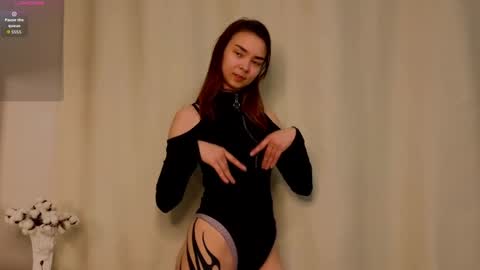 susannahtrojahn online show from May 2026 03:29:01 PM