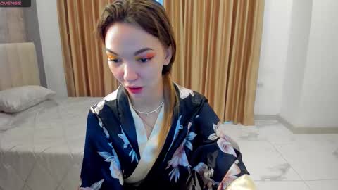 susannjohnson online show from November 2025 12:20:02 AM