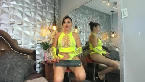 susanslim online show from November 2025 03:56:02 PM