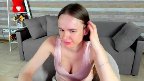 susansmitt online show from March 2025 02:29:01 AM