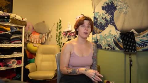 Snapshot of sushifox chatting on October 2025 03:45:02 PM online show from October 2025 03:45:02 PM