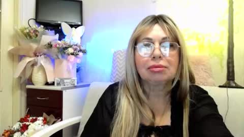 SusiexNoreen online show from April 2026 11:24:02 PM