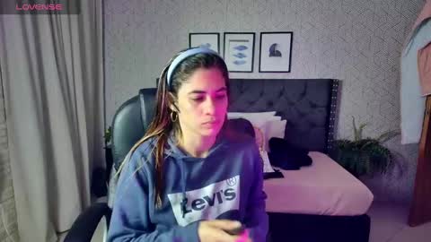 Snapshot of sussy__stone chatting on January 2025 12:27:02 PM online show from January 2025 12:27:02 PM