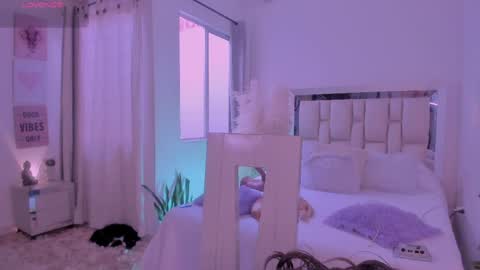 Snapshot of sussy_bell_ chatting on April 2026 09:50:01 PM sussy_bell_ online show from April 2026 09:50:01 PM