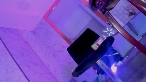 Sussy online show from November 2025 08:52:02 PM