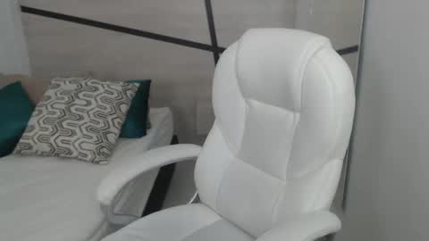 Snapshot of sussy_leon chatting on January 2025 12:10:01 PM sussy leon online show from January 2025 12:10:01 PM