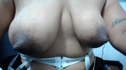 Snapshot of susy_perverttt chatting on May 2026 02:03:02 PM susy_perverttt online show from May 2026 02:03:02 PM