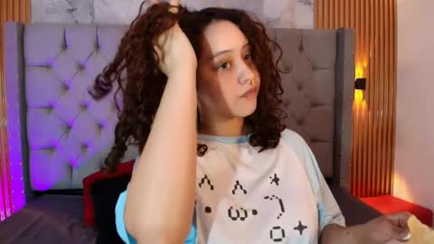 suxan_white online show from May 2026 02:00:02 PM