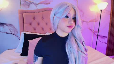 suxan_white online show from May 2026 08:48:02 PM