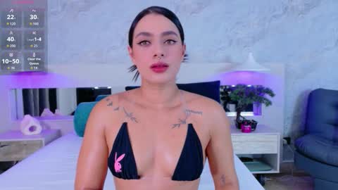 Snapshot of suzan_jane chatting on December 2025 11:23:02 PM Susan online show from December 2025 11:23:02 PM