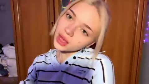 Stacy online show from June 2026 10:37:01 PM