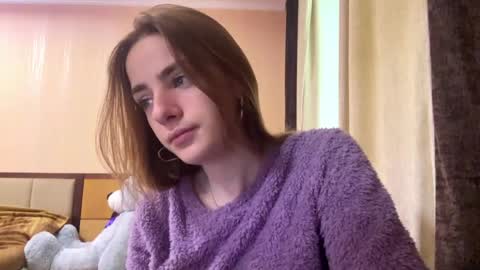 Emila online show from May 2026 07:13:01 AM
