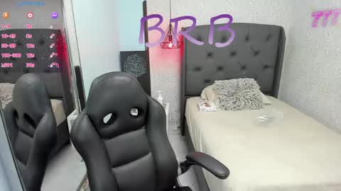 S U Z E T  online show from May 2026 07:30:02 PM