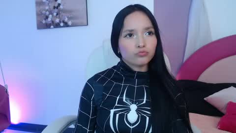 Susy  online show from May 2026 07:10:02 PM