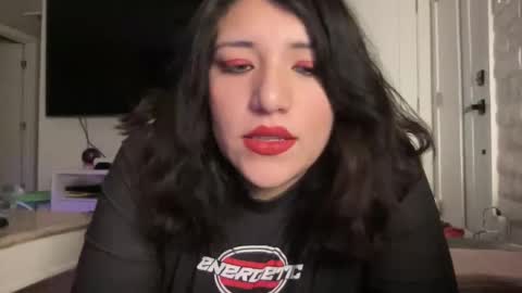 Snapshot of suzyishellawet chatting on January 2026 05:55:01 AM Suzy online show from January 2026 05:55:01 AM