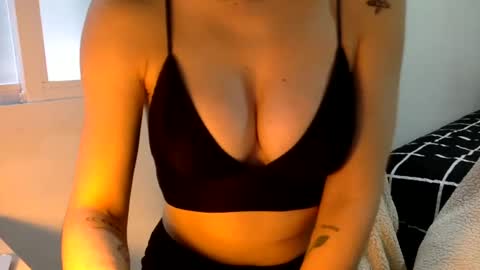 The real sugar baby   Suzy Summer   online show from February 2025 12:31:01 PM