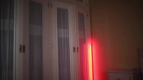 suzysuza online show from October 2025 04:13:01 PM