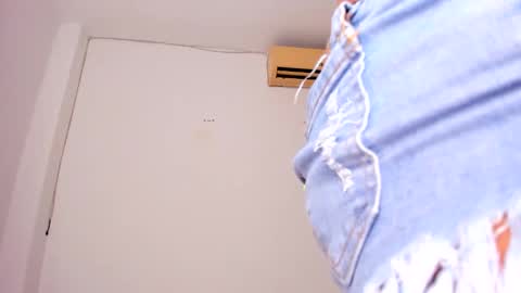 Snapshot of suzzann_rugg chatting on March 2025 11:06:01 PM suzzann_rugg online show from March 2025 11:06:01 PM