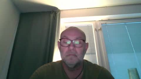 Snapshot of svenskdaddy chatting on January 2025 07:28:01 AM svenskdaddy online show from January 2025 07:28:01 AM