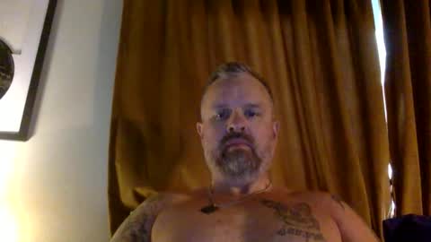 svnny222 online show from April 2026 05:29:01 PM