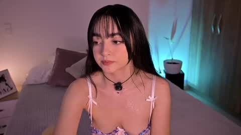 Snapshot of sw_sofi chatting on September 2025 12:23:02 AM Sofis schedule 10pm until 4am GMT-5 online show from September 2025 12:23:02 AM