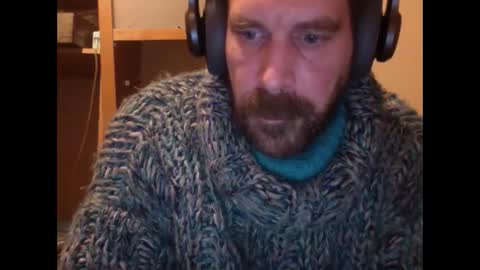 Snapshot of sweaterboy666 chatting on February 2025 12:30:02 AM sweaterboy666 online show from February 2025 12:30:02 AM