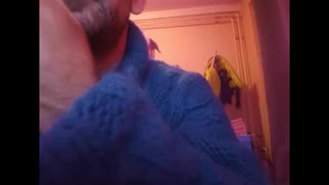 Snapshot of sweaterboy666 chatting on October 2025 01:39:03 AM sweaterboy666 online show from October 2025 01:39:03 AM