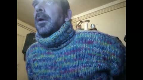 Snapshot of sweaterboy666 chatting on November 2025 02:35:01 AM sweaterboy666 online show from November 2025 02:35:01 AM