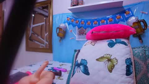 Debora  online show from September 2025 11:58:01 AM