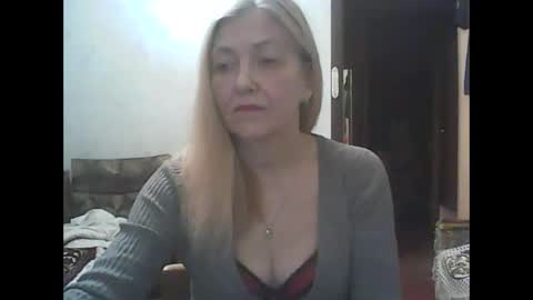 Snapshot of sweet4blonde609 chatting on December 2024 07:31:02 PM sweet4blonde609 online show from December 2024 07:31:02 PM