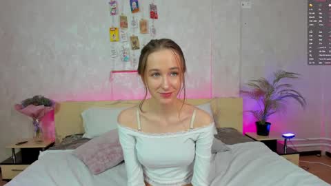 Monica  GTM 3MoTuWeFrSa 500pm-1000pm  online show from February 2025 08:45:02 PM