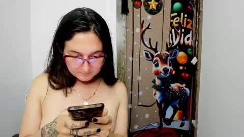 sweet__suck69bitch online show from December 2024 03:25:02 AM