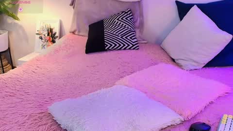 amaralopez online show from April 2026 11:41:02 AM