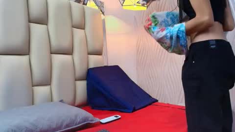 Snapshot of sweet_amye chatting on November 2025 07:10:01 PM Amye online show from November 2025 07:10:01 PM