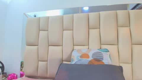 Snapshot of sweet_amye chatting on November 2025 07:47:02 PM Amye online show from November 2025 07:47:02 PM