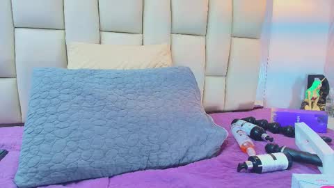 Snapshot of sweet_amye chatting on February 2026 07:10:01 PM Amye online show from February 2026 07:10:01 PM