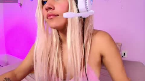 April sweet online show from January 2026 02:00:01 PM