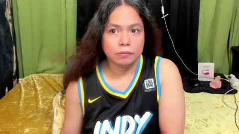 izza  izzasweet online show from May 2026 11:23:04 PM