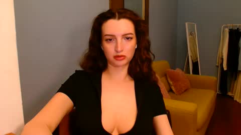 Snapshot of sweet_baby_miranda_ chatting on May 2026 05:51:01 PM Miranda online show from May 2026 05:51:01 PM