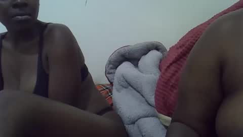 Snapshot of sweet_bela1 chatting on March 2026 07:38:01 PM Queen online show from March 2026 07:38:01 PM