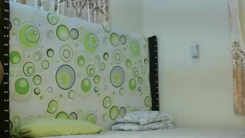 Snapshot of sweet_bobo chatting on January 2026 05:06:02 PM Ocean online show from January 2026 05:06:02 PM