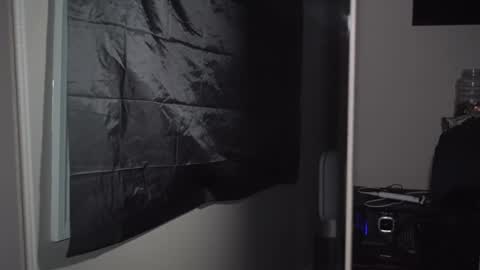 SweetBoi18 online show from September 2025 04:12:02 AM