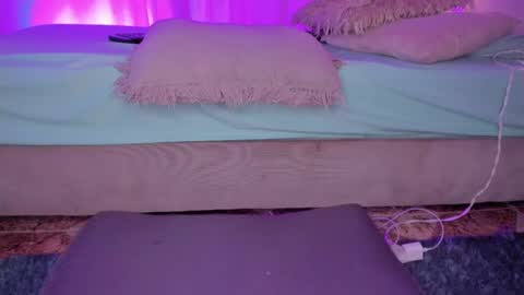 Chelsy  online show from February 2025 11:44:01 PM