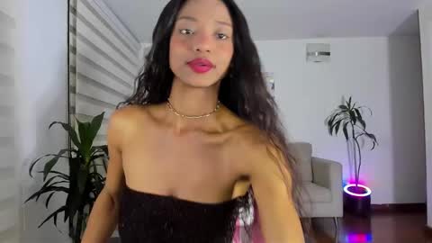 Snapshot of sweet_brunette88 chatting on December 2024 12:02:01 AM sweet_brunette88 online show from December 2024 12:02:01 AM