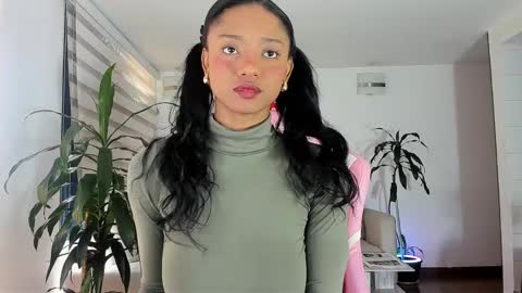 Snapshot of sweet_brunette88 chatting on November 2025 07:13:01 PM sweet_brunette88 online show from November 2025 07:13:01 PM