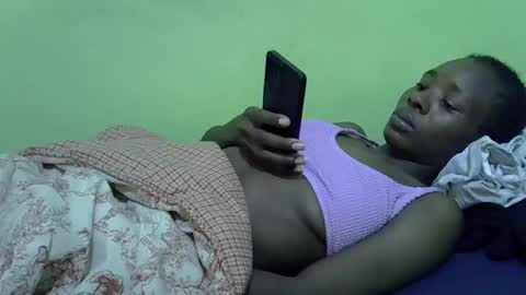 sweet_candie01 online show from December 2025 05:03:02 AM