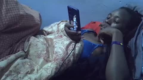 sweet_candie01 online show from May 2026 05:48:01 AM