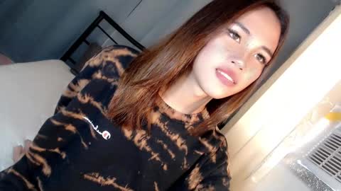 Snapshot of sweet_cassy12 chatting on May 2026 05:35:01 AM sweet_cassy12 online show from May 2026 05:35:01 AM