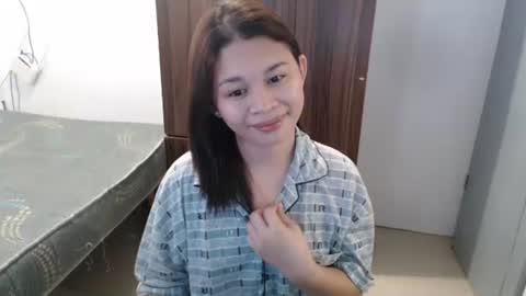 sweet_cassyxx online show from April 2026 12:10:01 PM